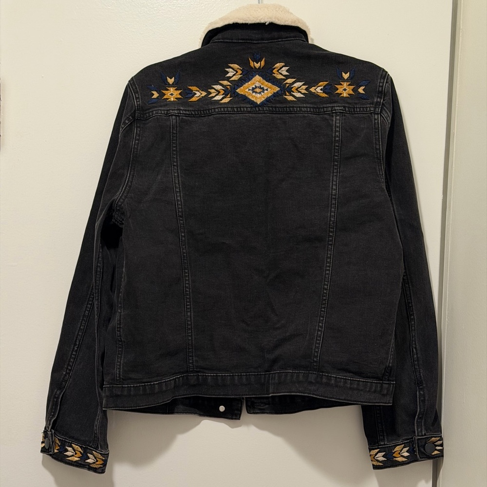 Driftwood Black Jean Jacket with Cream Collar and Boho Embroidery - Size S - Picture 3 of 7